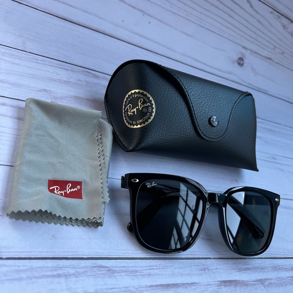 Ray-Ban Sunglasses RB4401D